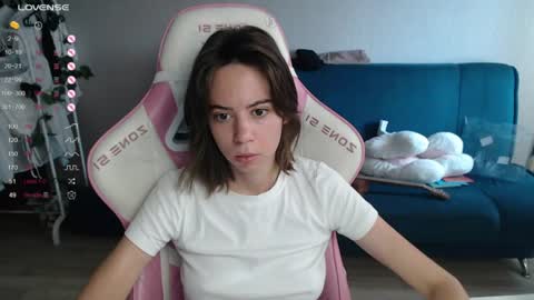 alice online show from 08-02-26, 01:37
