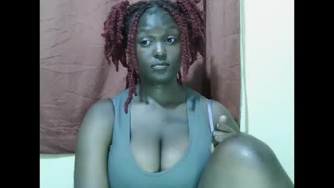 Snapshot of allie_quin chatting on 09-23-25, 10:46 Allie online show from 09-23-25, 10:46