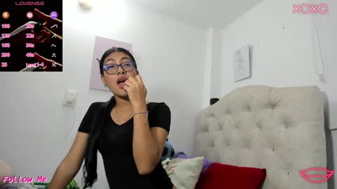 Nana online show from 02-09-25, 04:04