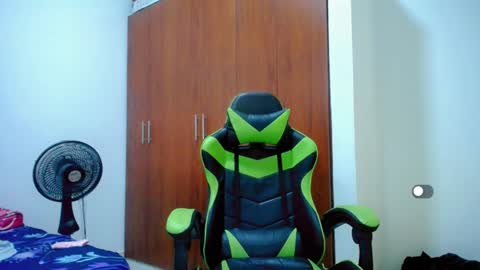  Alisson online show from 12-24-24, 09:33