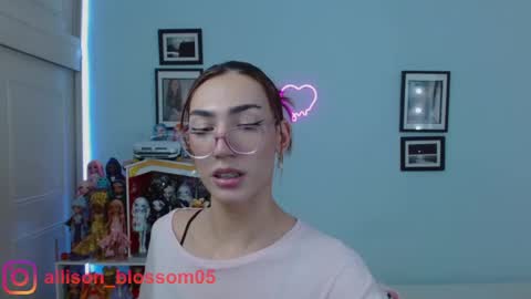   online show from 02-22-25, 01:44