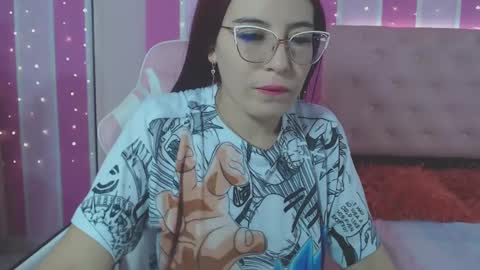 Snapshot of allisonlove_88 chatting on 12-31-24, 01:04 ALLISON online show from 12-31-24, 01:04