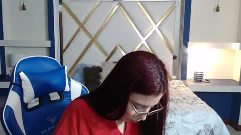 Snapshot of allisonlove_88 chatting on 01-12-25, 11:17 ALLISON online show from 01-12-25, 11:17