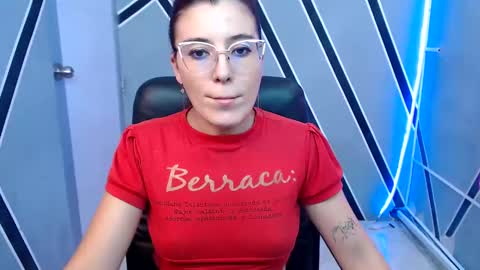 Snapshot of allisonlove_88 chatting on 02-08-25, 06:33 ALLISON online show from 02-08-25, 06:33