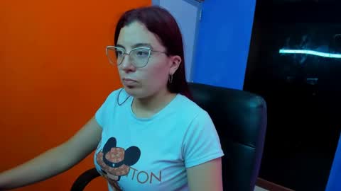 Snapshot of allisonlove_88 chatting on 09-23-25, 03:20 ALLISON online show from 09-23-25, 03:20