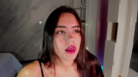 Snapshot of allisonpalmer chatting on 02-10-25, 01:11 Allison Palmer online show from 02-10-25, 01:11