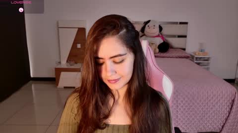 Snapshot of allisonpalmer chatting on 10-15-25, 01:00 Allison Palmer online show from 10-15-25, 01:00