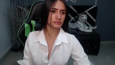 Allisson online show from 01-29-25, 03:22