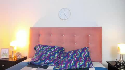 Snapshot of allisson_rose chatting on 02-04-25, 03:22 Alli online show from 02-04-25, 03:22