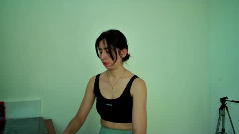 Snapshot of allisson_rose chatting on 10-02-25, 07:10 Alli online show from 10-02-25, 07:10