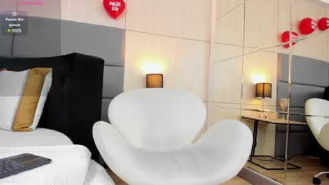 Snapshot of allissonjames chatting on 02-18-25, 05:10 Allisson online show from 02-18-25, 05:10