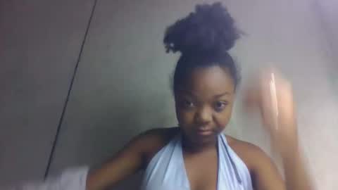allizida01 online show from 05-19-26, 12:49