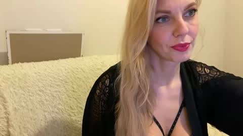 Nika online show from 06-03-26, 05:07