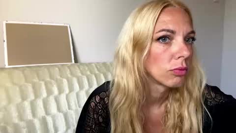 Nika online show from 07-20-26, 03:47