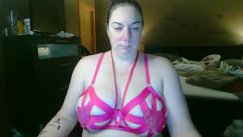 Tig Bitty online show from 01-31-25, 03:52