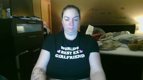 Tig Bitty online show from 02-05-25, 04:06