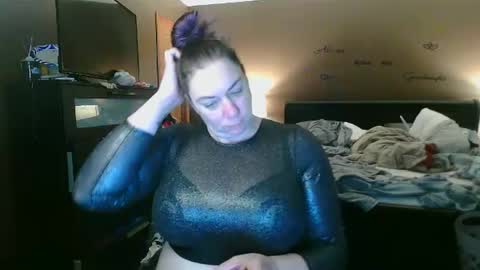 Tig Bitty online show from 02-14-25, 04:04