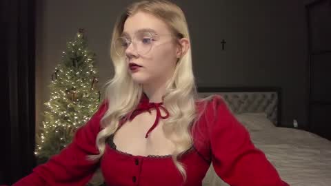 Snapshot of allotropp chatting on 01-05-25, 07:28 ALOTROPP NOT BABY online show from 01-05-25, 07:28