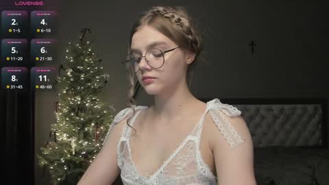 Snapshot of allotropp chatting on 01-10-25, 08:37 ALOTROPP NOT BABY online show from 01-10-25, 08:37