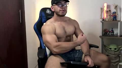 Snapshot of allukar69 chatting on 03-10-25, 09:18 blake online show from 03-10-25, 09:18