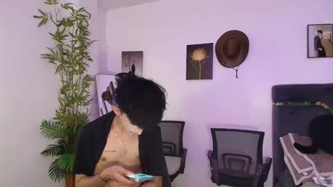 Snapshot of alluring_alpha chatting on 04-30-26, 06:53 kim and josh online show from 04-30-26, 06:53