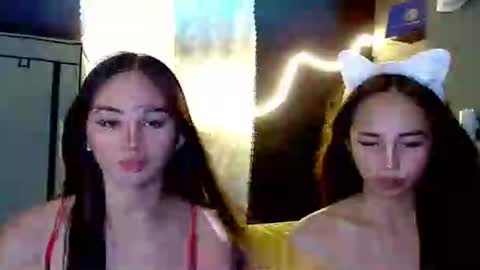 Snapshot of alluring_cesxoxo chatting on 11-10-25, 11:20 Ces online show from 11-10-25, 11:20