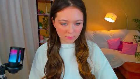 alluringeyess online show from 09-28-25, 04:12