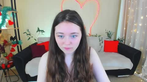 Snapshot of alluringeyess chatting on 05-16-26, 04:28 alluringeyess online show from 05-16-26, 04:28