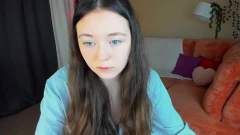 Snapshot of alluringeyess chatting on 05-20-26, 04:24 alluringeyess online show from 05-20-26, 04:24