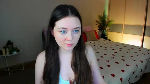 Snapshot of alluringeyess chatting on 05-26-26, 04:14 alluringeyess online show from 05-26-26, 04:14
