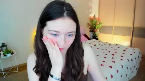 alluringeyess online show from 06-10-26, 04:50