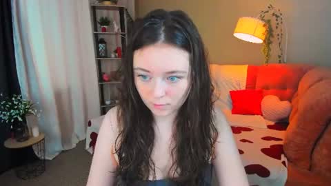 alluringeyess online show from 08-05-26, 10:18