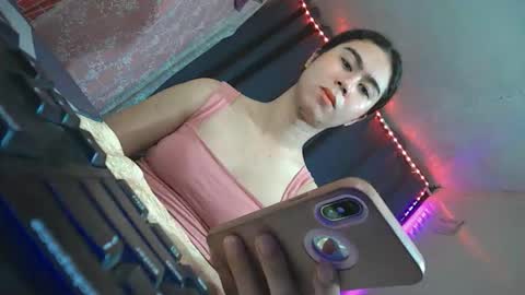 Snapshot of alluringluna69 chatting on 05-04-26, 11:50 alluringluna69 online show from 05-04-26, 11:50
