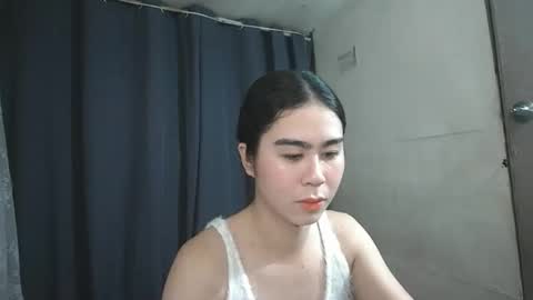Snapshot of alluringluna69 chatting on 05-06-26, 04:01 alluringluna69 online show from 05-06-26, 04:01