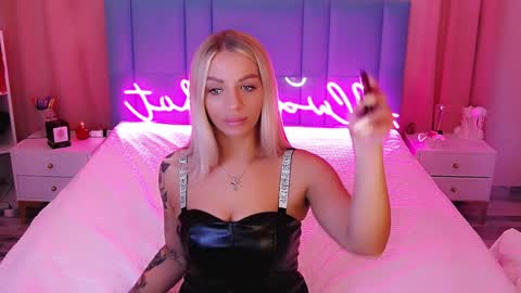 AlwaysHot online show from 01-07-25, 03:03