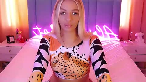 AlwaysHot online show from 03-10-25, 03:23