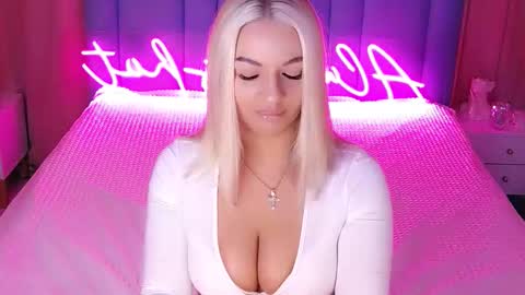 AlwaysHot online show from 12-01-25, 02:05