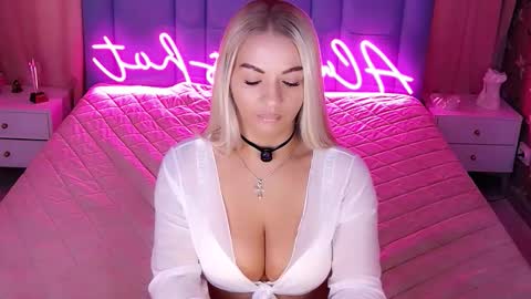 AlwaysHot online show from 03-13-26, 02:29