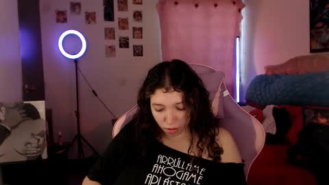 Snapshot of ally_donfort chatting on 02-13-26, 10:17 Ally online show from 02-13-26, 10:17