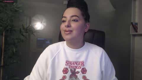         online show from 10-05-25, 01:09