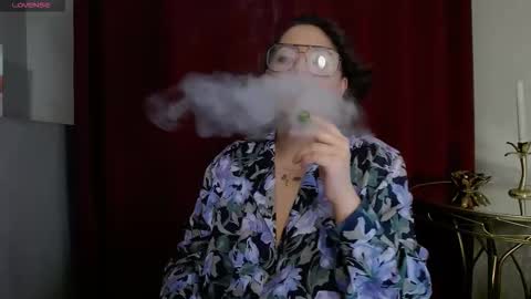         online show from 11-06-25, 06:20