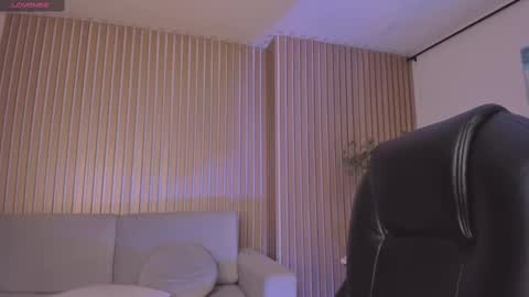 Alisson online show from 02-20-25, 04:25