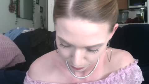 Snapshot of allyoursss1212 chatting on 07-03-26, 01:56 Ally Girl In Her Ally World online show from 07-03-26, 01:56