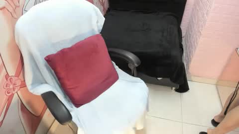 Allyson online show from 03-19-26, 01:59