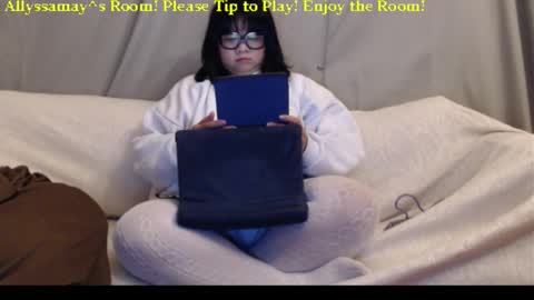 Allyssamay online show from 01-12-26, 04:50
