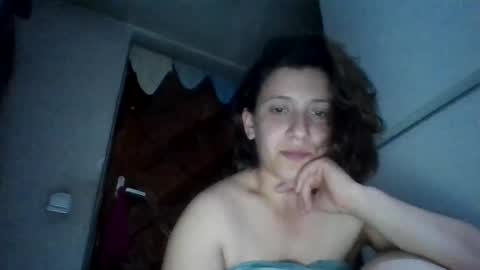 Snapshot of alma_amy chatting on 02-14-25, 08:48 Alma online show from 02-14-25, 08:48