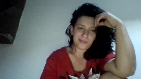 Snapshot of alma_amy chatting on 11-27-25, 09:28 Alma online show from 11-27-25, 09:28