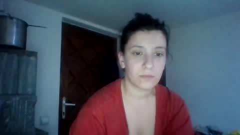 Snapshot of alma_amy chatting on 01-10-26, 09:16 Alma online show from 01-10-26, 09:16