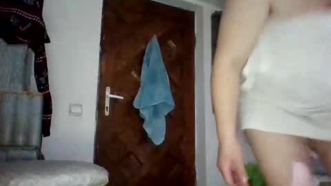 Snapshot of alma_amy chatting on 03-03-26, 08:26 Alma online show from 03-03-26, 08:26