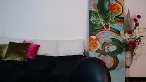 alma_art_ online show from 04-07-26, 05:02